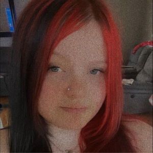 Meet your Posher, Ava